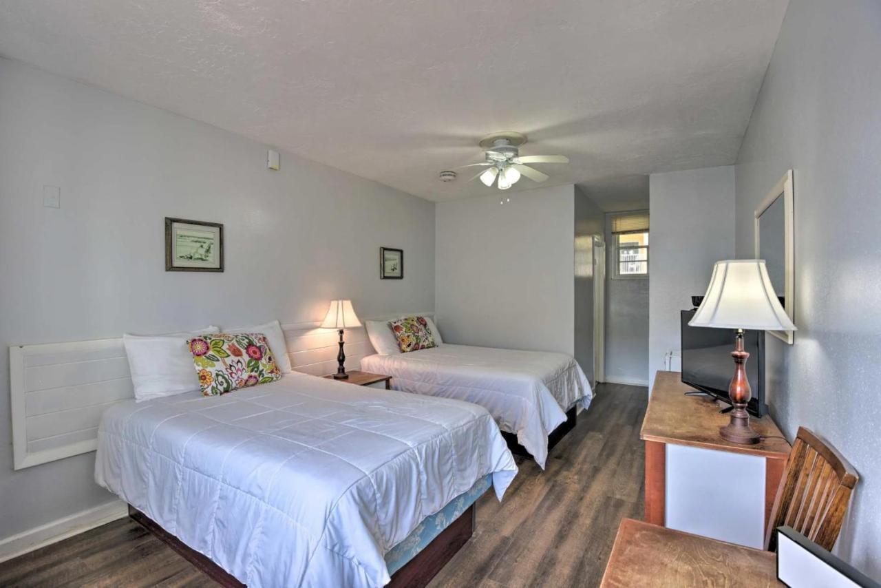 Coastal Waters 108-109- 2 Bedroom 2 Bath Pool Side Condo! Нью-Смирна-Бич Экстерьер фото